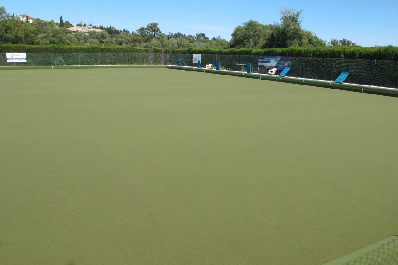 Apartamento En Los Patios De Santa Maria Golf Marbella Esterno foto