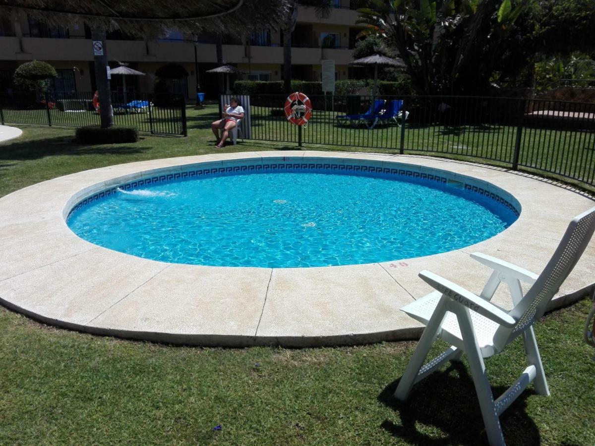 Apartamento En Los Patios De Santa Maria Golf Marbella Esterno foto