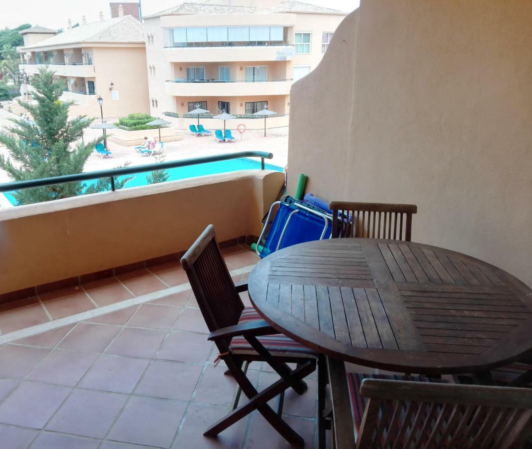 Apartamento En Los Patios De Santa Maria Golf Marbella Esterno foto