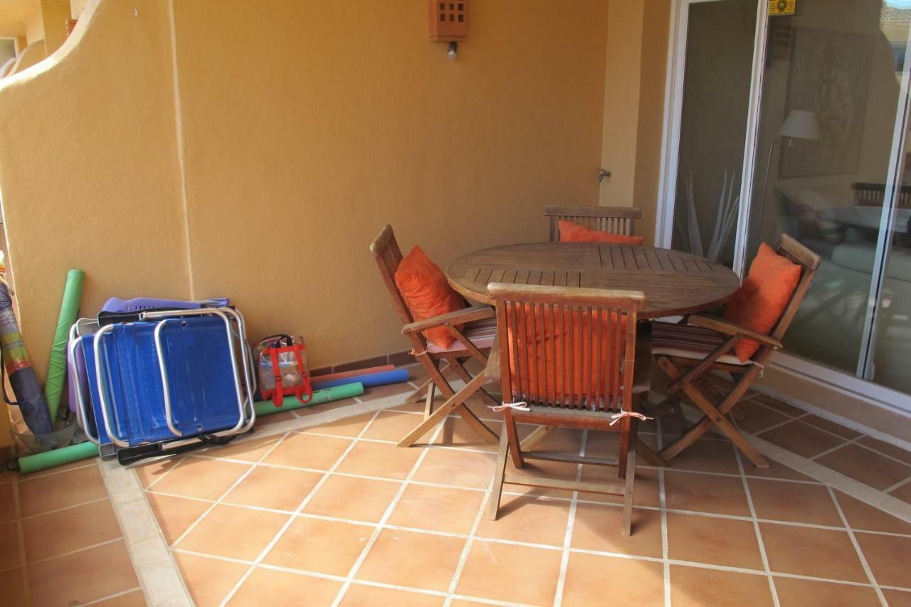 Apartamento En Los Patios De Santa Maria Golf Marbella Esterno foto